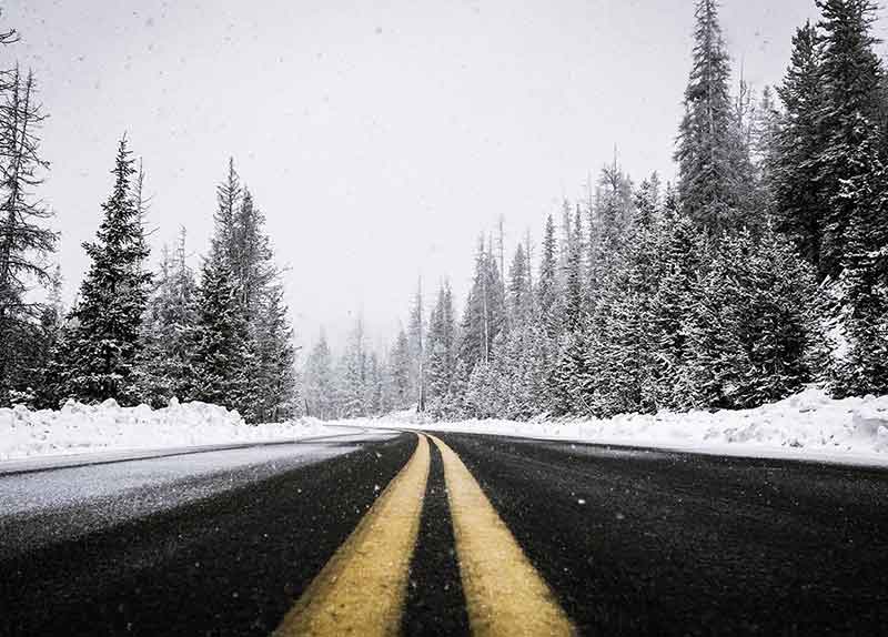 road in heavy snow conditions